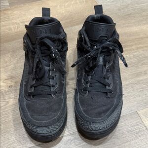 Men's Black Jordan Sneakers size 11